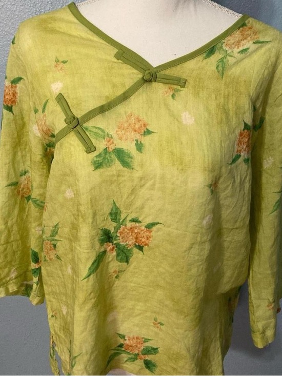 Tops - Women’s Lime Green Floral Linen Top